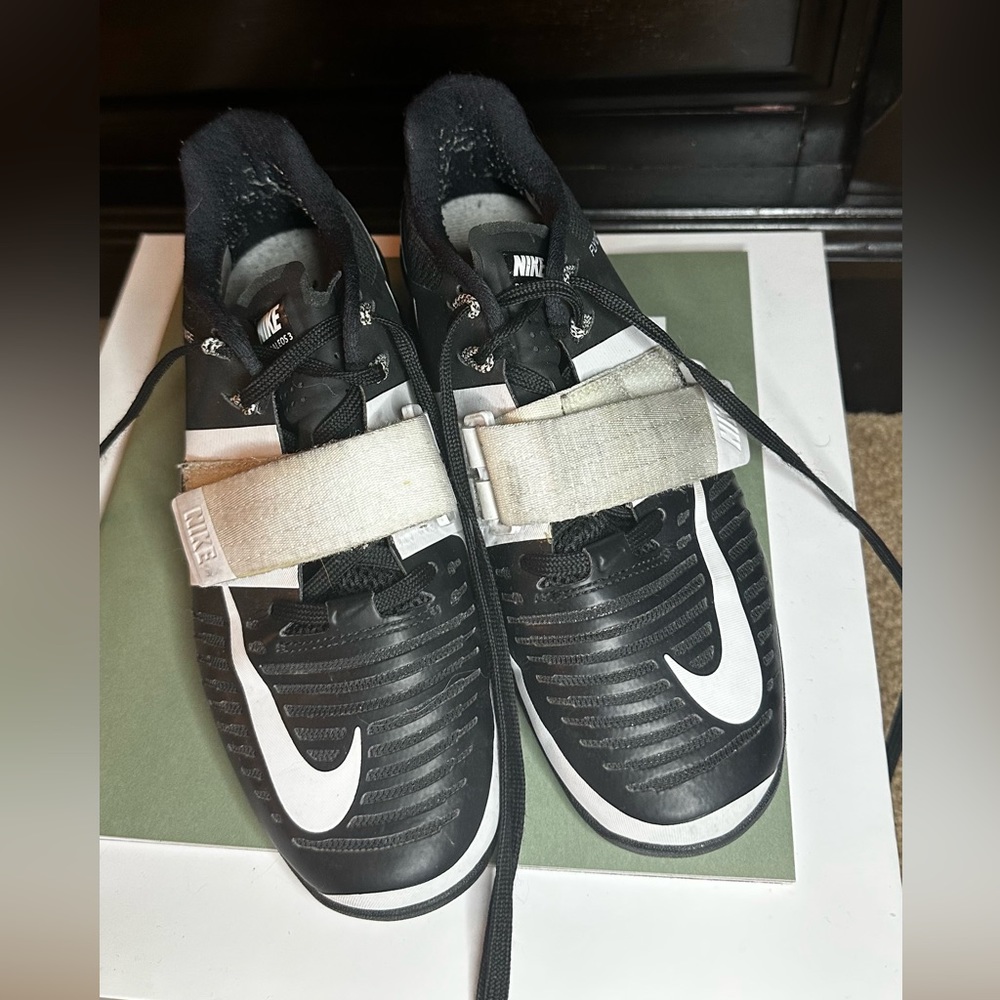 Women’s Weightlifting Shoes - Nike Romaleos 3 - Lifters size 6.5 US